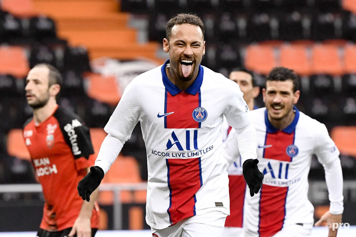 Neymar ends Barcelona return speculation with declaration of loyalty to PSG