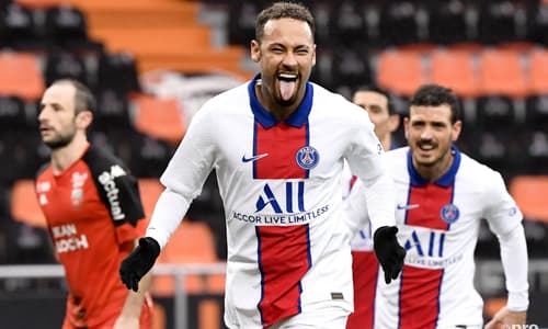 Neymar ends Barcelona return speculation with declaration of loyalty to PSG
