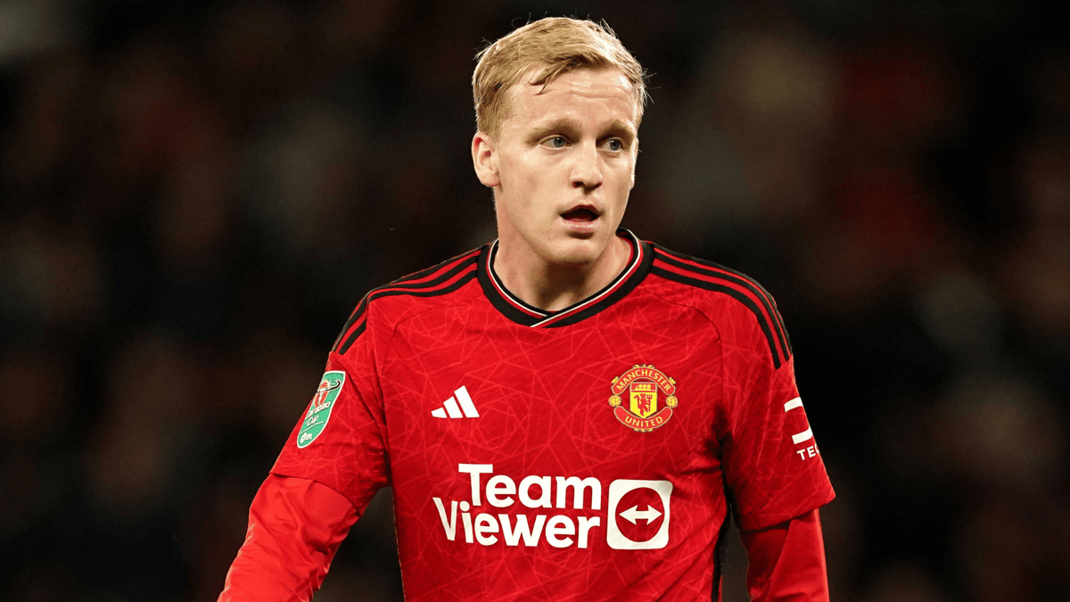 Donny van de Beek, Manchester United