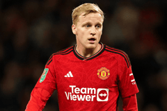 Donny van de Beek, Manchester United