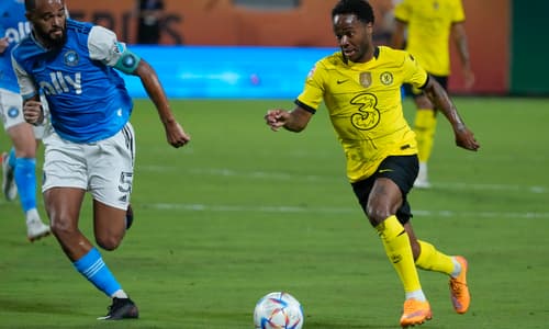 Raheem Sterling playing for Chelsea