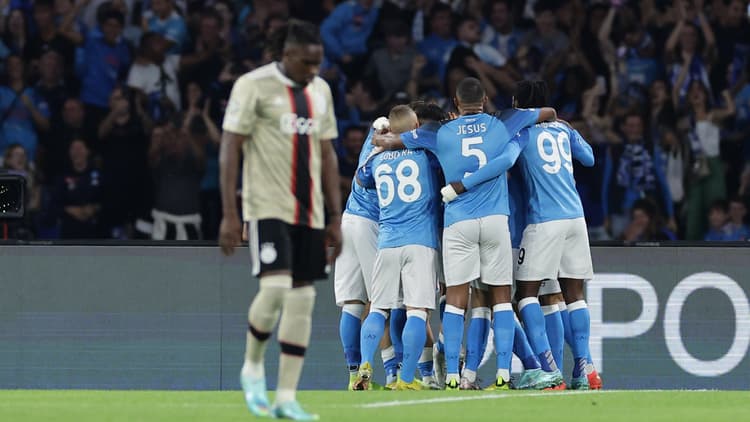 Ajax is in no-time verworden tot het lachertje van deze Champions League, zo stelt Valentijn Driessen.