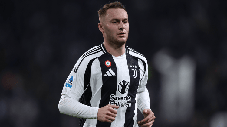 Teun Koopmeiners in het shirt van Juventus