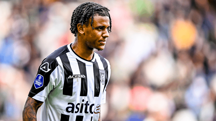 Mimeirhel Benita vertrok deze zomer definitief naar Heracles Almelo.