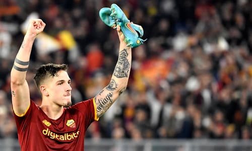 Nicolo Zaniolo, Roma, 2021/22