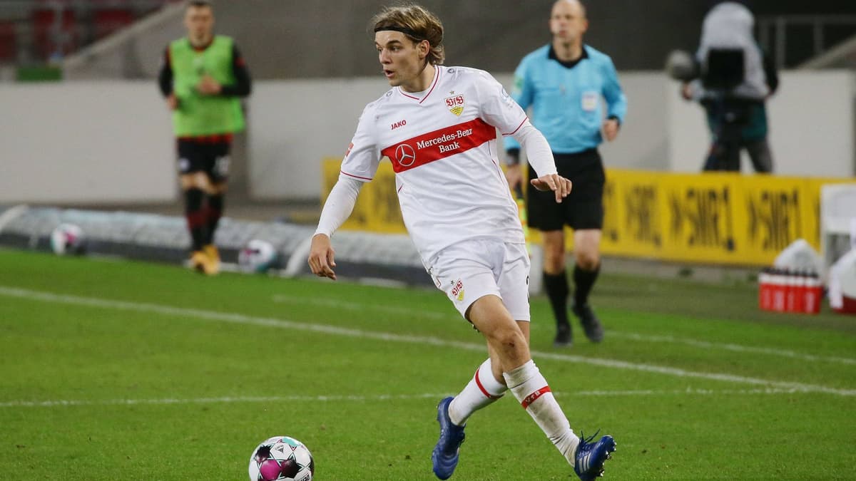 Bayern Munich transfer target models career on David Beckham