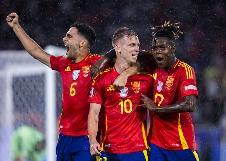 Mikel Merino, Dani Olmo and Nico Williams