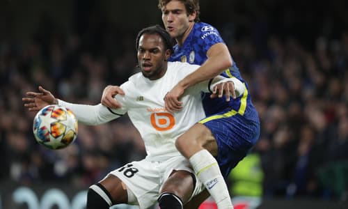 Renato Sanches playing Chelsea in the Champions League with Lille