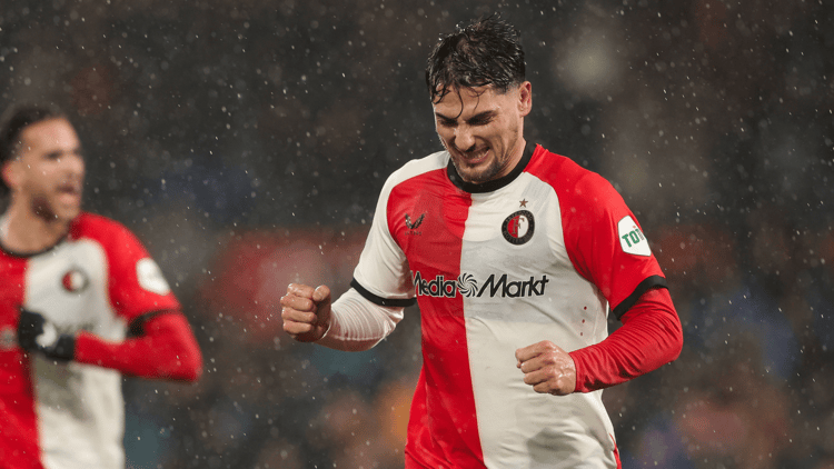 Julian Carranza, Feyenoord