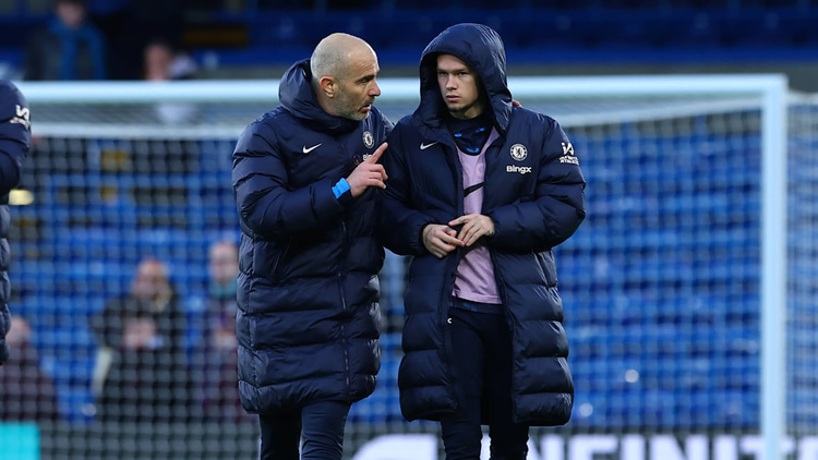 Chelsea boss Enzo Maresca and Mykhailo Mudryk