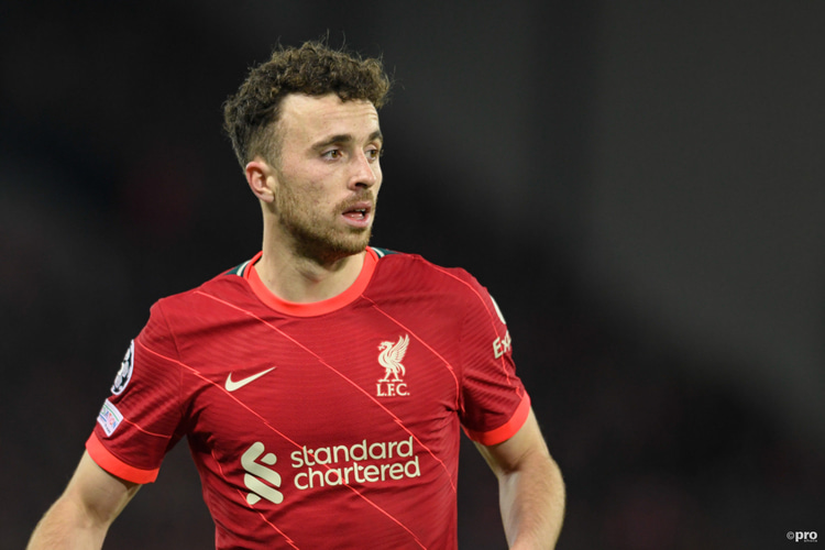 Diogo Jota is momenteel geblesseerd, maar lijkt normaliter eerste keus voor Liverpool op de linkervleugel.