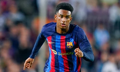 Alejandro Balde, Barcelona, 2022/23