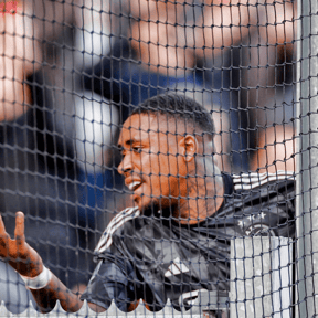 Vader van Steven Bergwijn stapt op het vliegtuig: transfer ligt in de lijn der verwachting