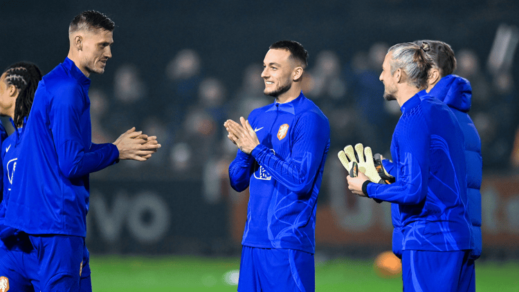 Het lijkt onwaarschijnlijk dat Justin Bijlow tijdig hersteld is richting de interlandperiode.