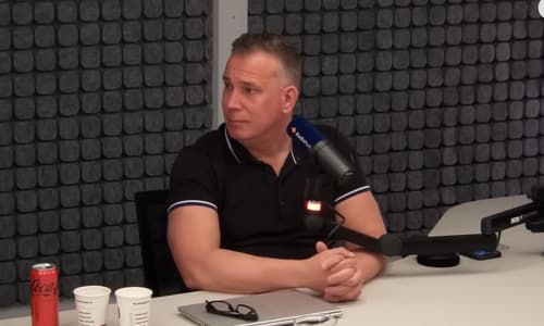 Santi Aouna spreekt nieuws van Mike Verweij wéér tegen: Ajax loopt blauwtje bij transferdoelwit