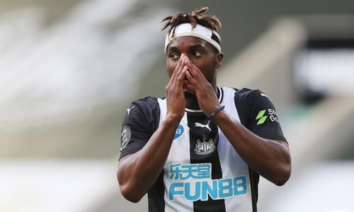 Allan Saint-Maximin tipped for Tottenham move this summer
