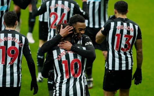 Loan stars Willock and Minamino shine as Newcastle edge Southampton
