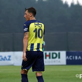 Arsenal all over again - What has happened to Ozil's career revival at Fenerbahce?