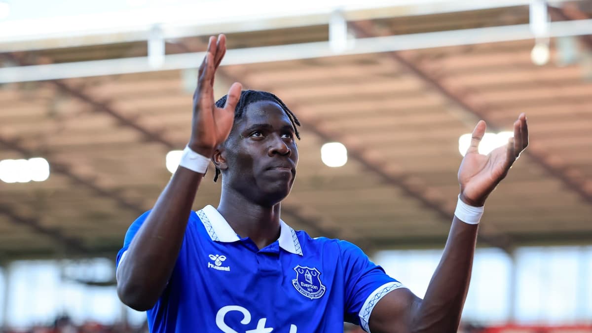 Amadou Onana, Everton