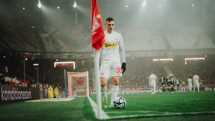 Oscar Gloukh, Red Bull Salzburg