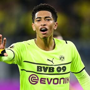 Five midfielders who could replace Pogba at Man Utd 