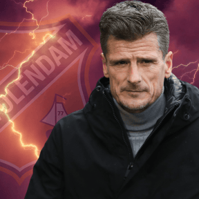 Bonje bij FC Volendam: boze Wim Jonk naar uitgang gedreven