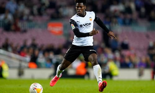 Yunus Musah, Valencia