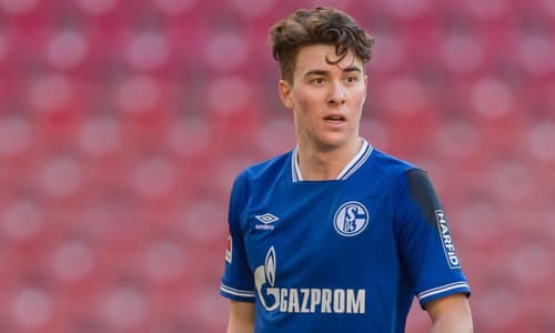 Schalke striker Matthew Hoppe