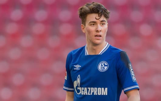 Schalke striker Matthew Hoppe