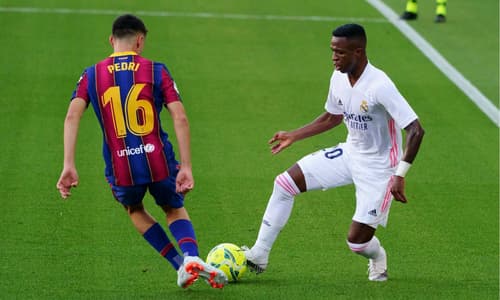 Pedri and Vinicius Junior, Clasico between Real Madrid and Barcelona