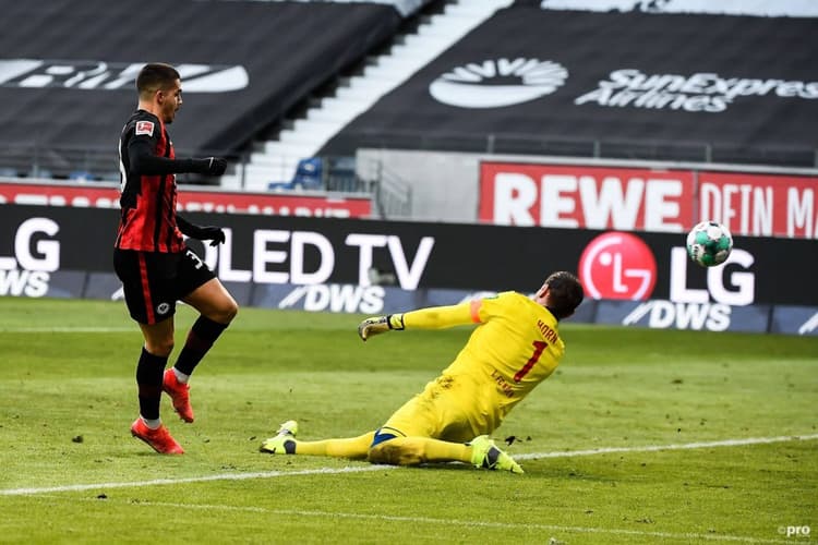 Alternative to Kane and Haaland could cost Man Utd only €30m