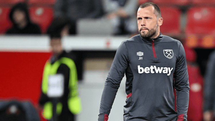 John Heitinga was afgelopen seizoen werkzaam bij West Ham United als de assistent van David Moyes.