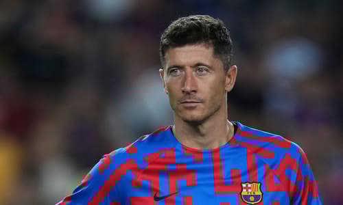 Robert Lewandowski Barcelona 2022-23