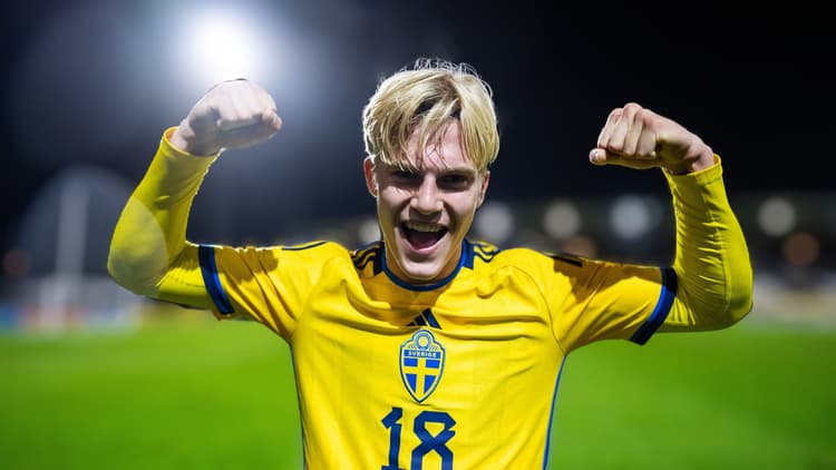 Bergvall is already a full Sweden international at 18.