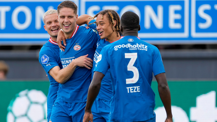 Joey Veerman kan een cruciale rol spelen op het middenveld van PSV.