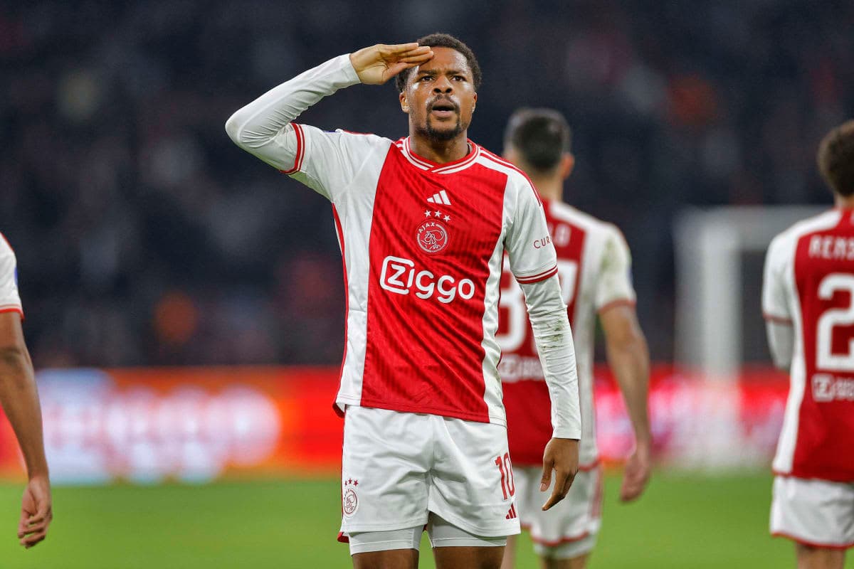 'Chuba Akpom kan Ajax in januari alweer verlaten'