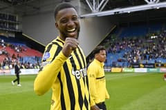 Riechedly Bazoer, Vitesse, 2021/22