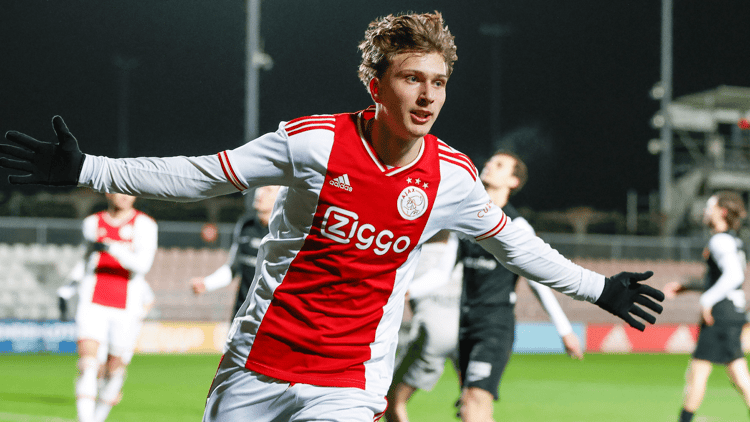 Mika Godts kwam afgelopen transferperiode voor één miljoen euro over van KRC Genk.