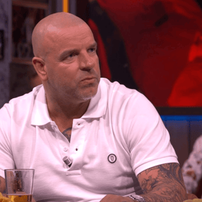 Van der Meijde: ‘Het is echt een schande dat Ajax deze man heeft binnengehaald’