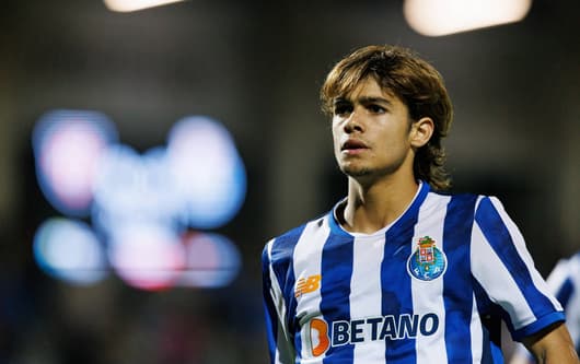 Rodrigo Mora, Porto, 2024/25