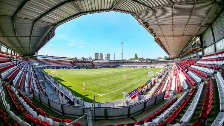 Het Kasteel, Sparta Rotterdam, Stadion
