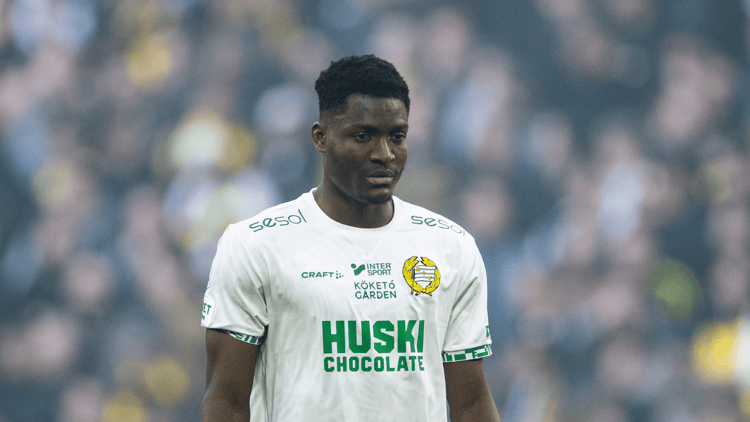 Nathaniel Adjei groeide vorig seizoen uit tot basisspeler bij Hammarby.