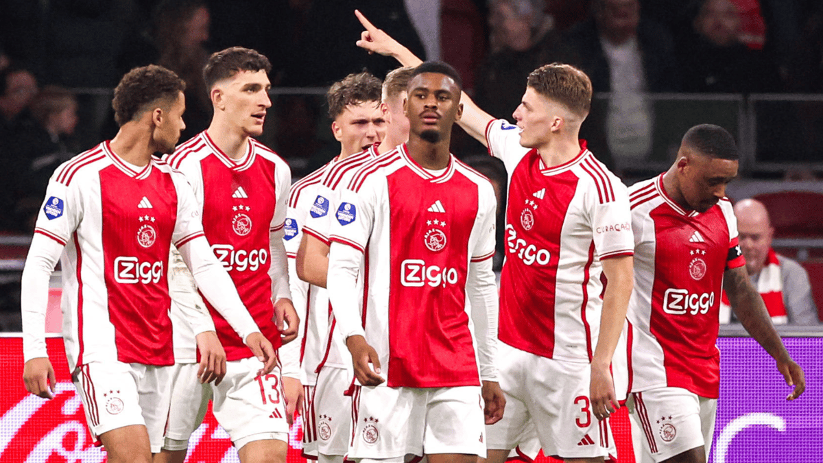 Devyne Rensch, Ahmetcan Kaplan, Jorrel Hato, Anton Gaaei, Steven Bergwijn, Ajax