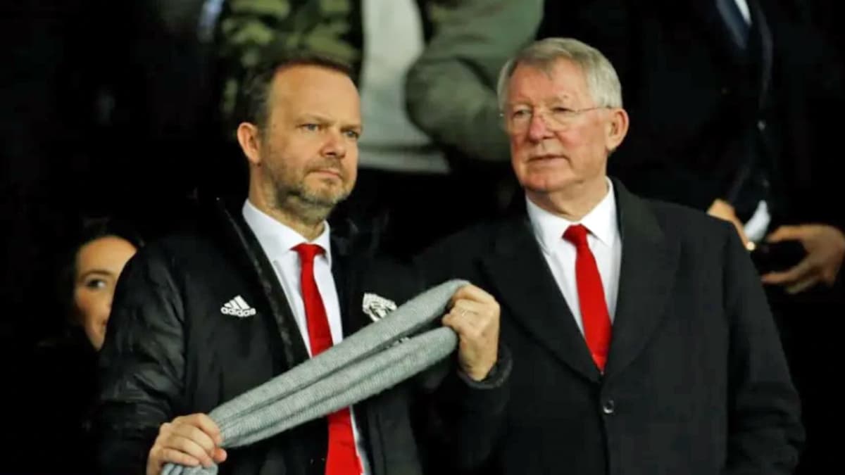 Ed Woodward and Sir Alex Ferguson at Man Utd.
