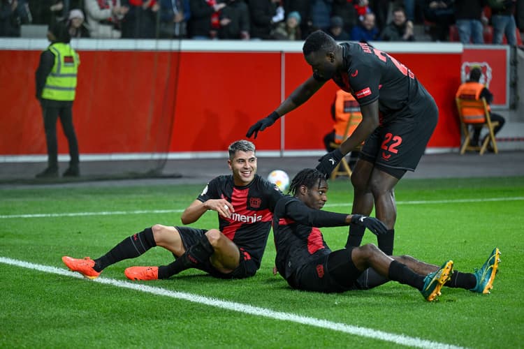 Exequiel Palacios (left), Victor Boniface (center) and Jeremie Frimpong in action for Bayer Leverkusen