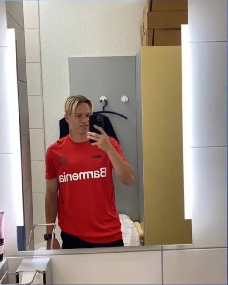 Mykhailo Mudryk at Bayer Leverkusen (circa May 2022)