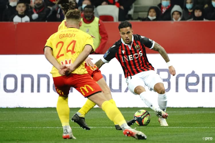 Justin Kluivert playing for Nice against Lens in Ligue 1, 2021/22