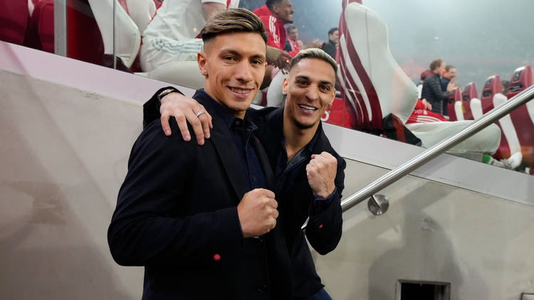 Lisandro Martinez and Antony