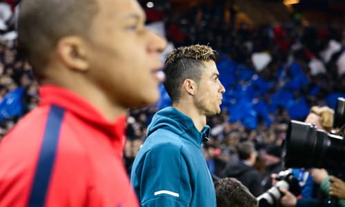 Mbappe and Ronaldo before a PSG-Real Madrid game.