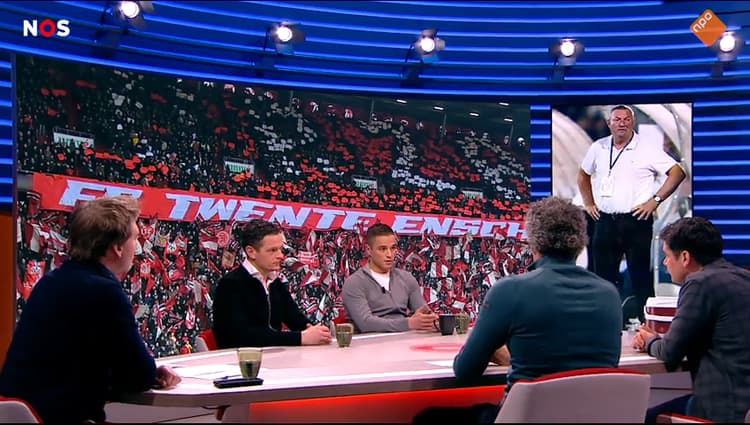 Het vertrek van Jan Streuer en Ron Jans bij FC Twente was onderwerp van gesprek bij Studio Voetbal.